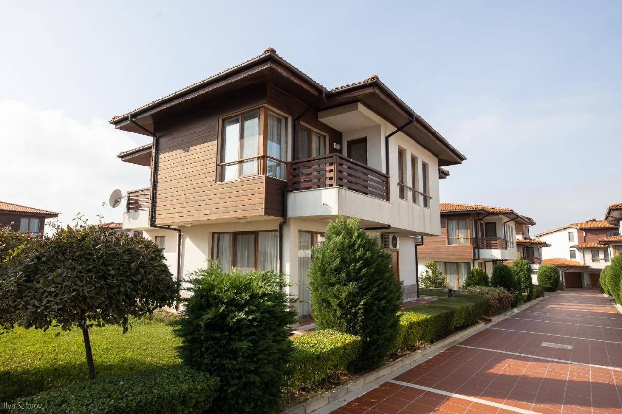 Villas In Complex Trakiyskiy Bryag Lozenets Eksteriør billede